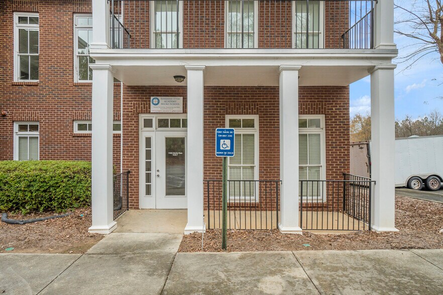 More Photos Of 11600 Atlantis Pl, Alpharetta Medical For Sale