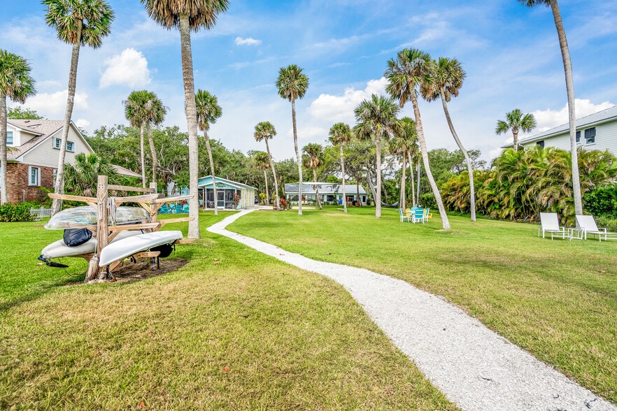 More Photos Of 11450 S Indian River Dr, Sebastian Hotel For Sale