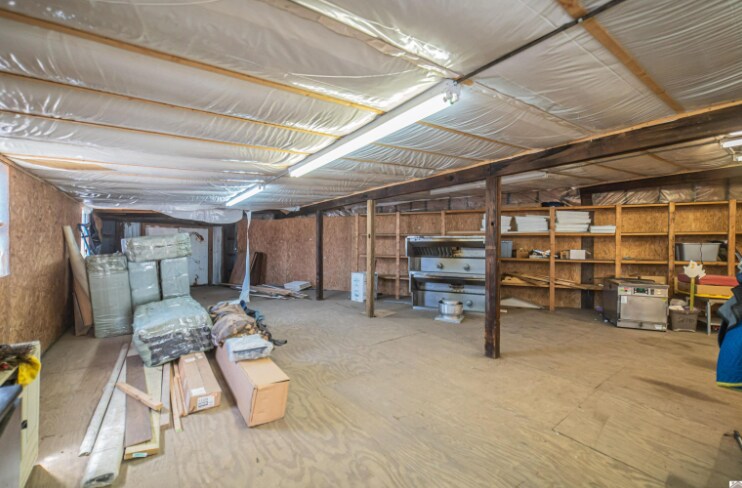 More Photos Of 938 Madison St, Paducah Industrial For Sale