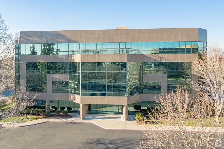 More Photos Of 2882 Prospect Park Dr, Rancho Cordova Office For Lease
