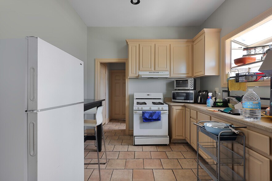 More Photos Of 340 Firmin St, Los Angeles Apartments For Sale