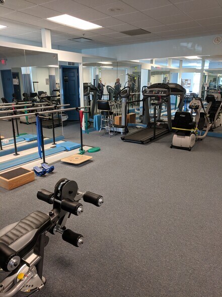 More Photos Of 3S517 Winfield Rd, Warrenville Medical For Lease