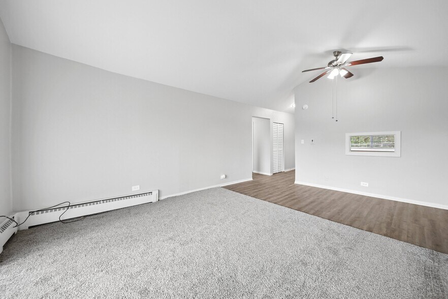 More Photos Of 211 N Lincolnway, North Aurora Apartments For Sale