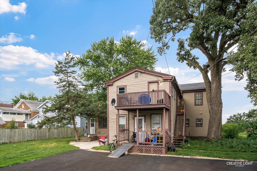 More Photos Of 168 S Lincoln Ave, Aurora Apartments For Sale