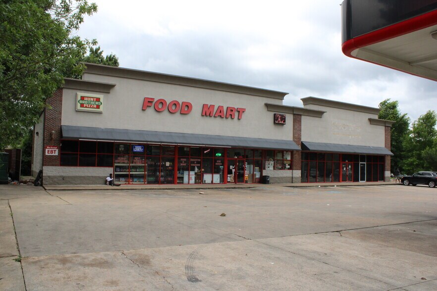 More Photos Of 5300 N State St, Jackson Service Station For Lease