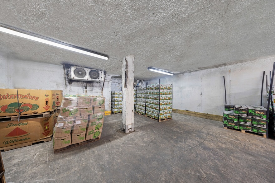 More Photos Of 1305 NW 22nd St, Miami Refrigeration Cold Storage For Sale
