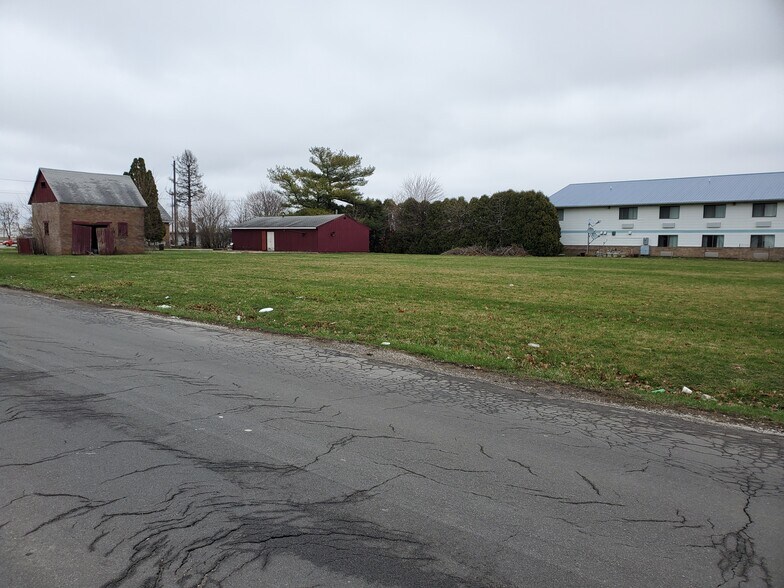 More Photos Of 1027 W Bloomington Rd, Champaign Land For Sale