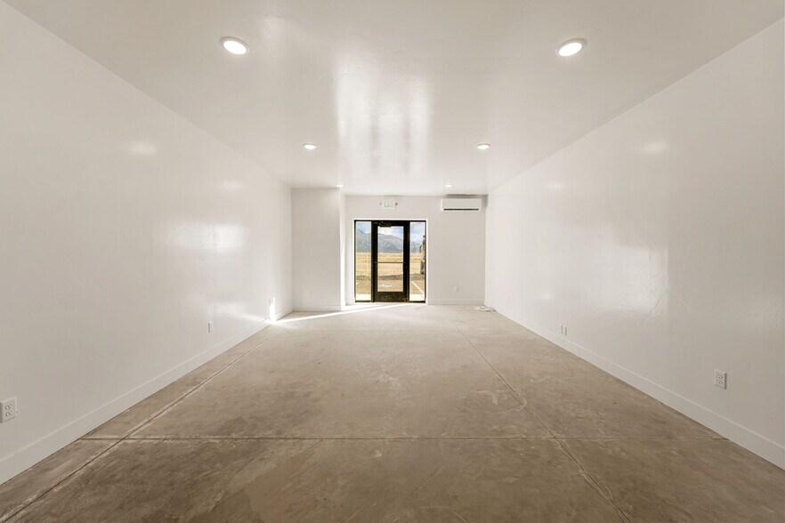 More Photos Of 3709 5650 w, Cedar City Industrial For Sale