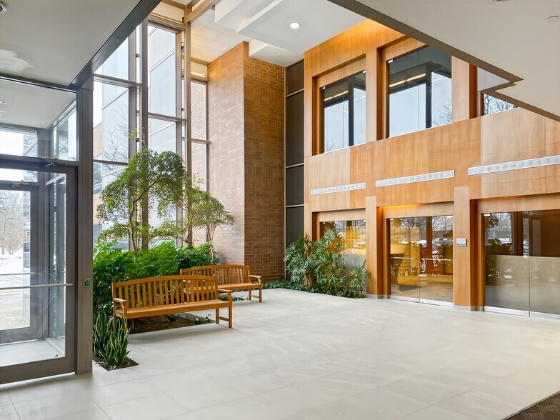 More Photos Of 30575 Bainbridge Rd, Solon Coworking Space