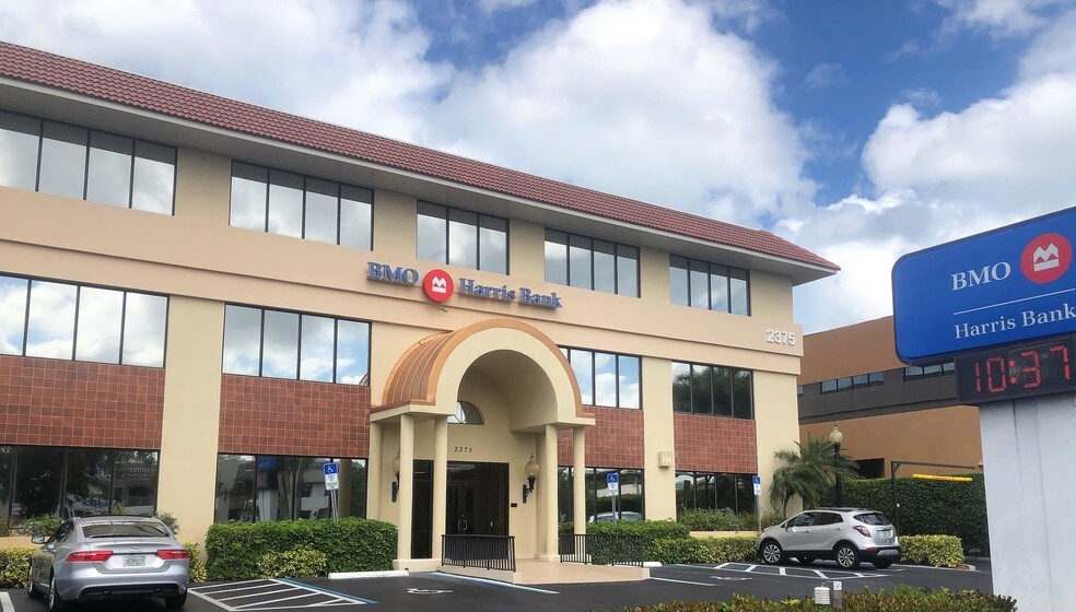 More Photos Of 2375 Tamiami Trl N, Naples Loft Creative Space For Sale