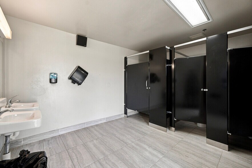 More Photos Of 2929 E McKellips Rd, Mesa Schools For Sale