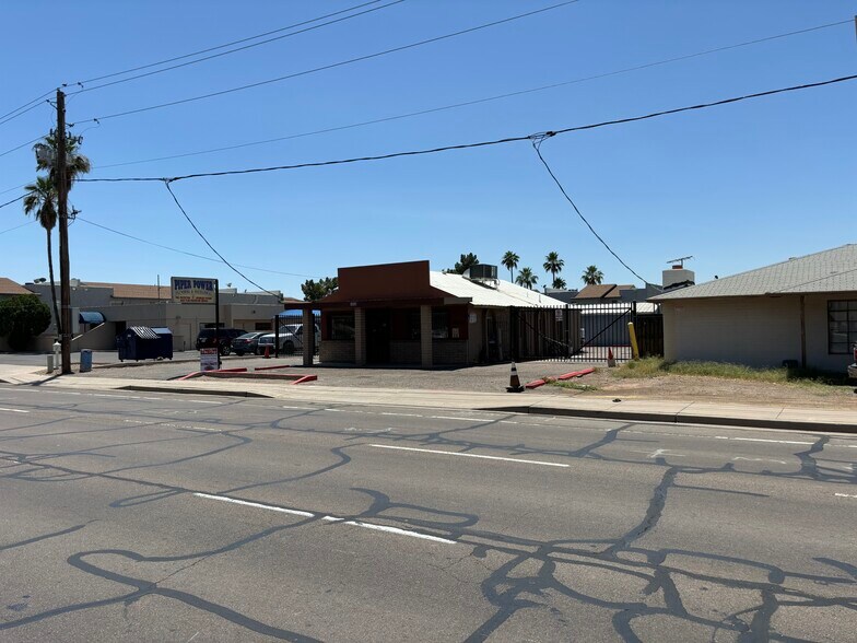 More Photos Of 1836 N Country Club Dr, Mesa Warehouse For Sale