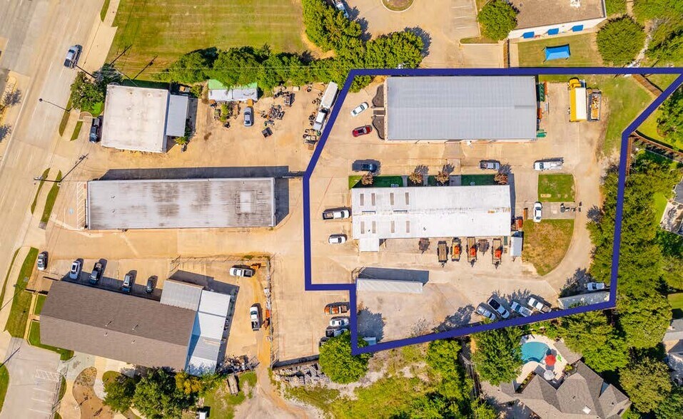 More Photos Of 6709-6711 Colleyville Blvd, Colleyville Warehouse For Lease