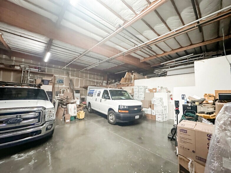 More Photos Of 1070 Horizon Dr, Fairfield Light Distribution For Sale