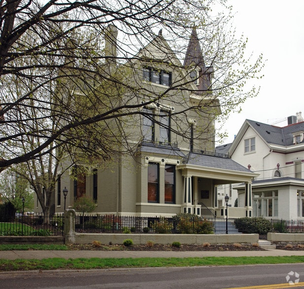 More Photos Of 411 Garrard St, Covington Office Residential For Sale