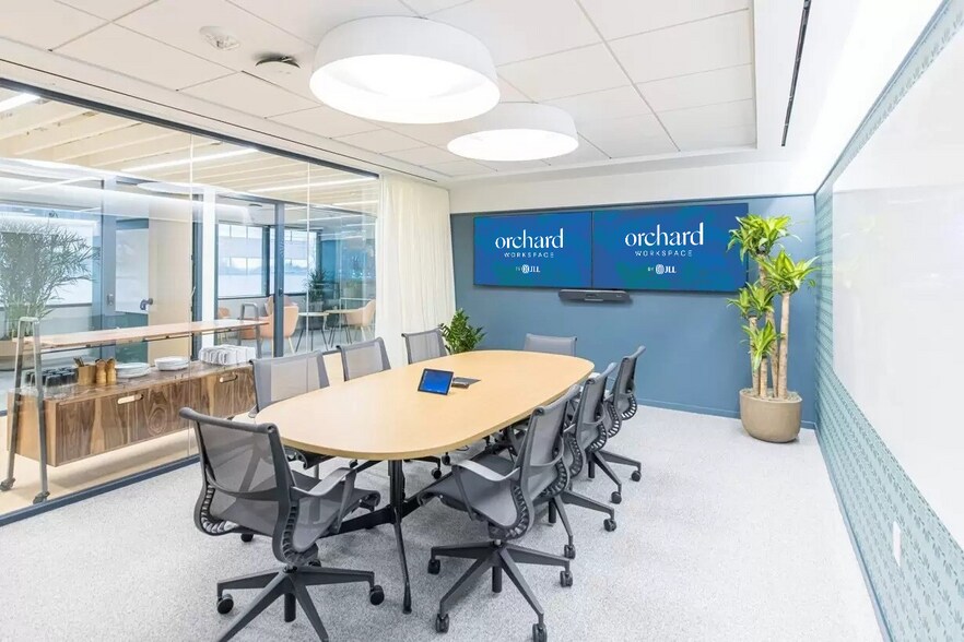 More Photos Of 2451 Crystal Dr, Arlington Office For Lease