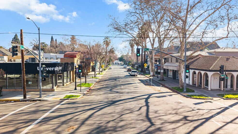 More Photos Of 2601 J St, Sacramento Freestanding For Lease