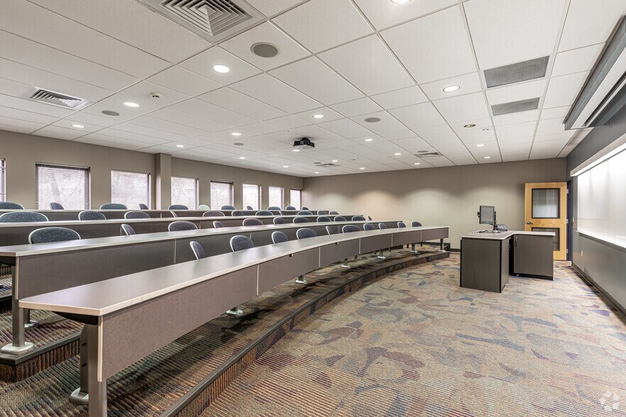 More Photos Of 600 Saw Mill Rd, West Haven Office For Sale