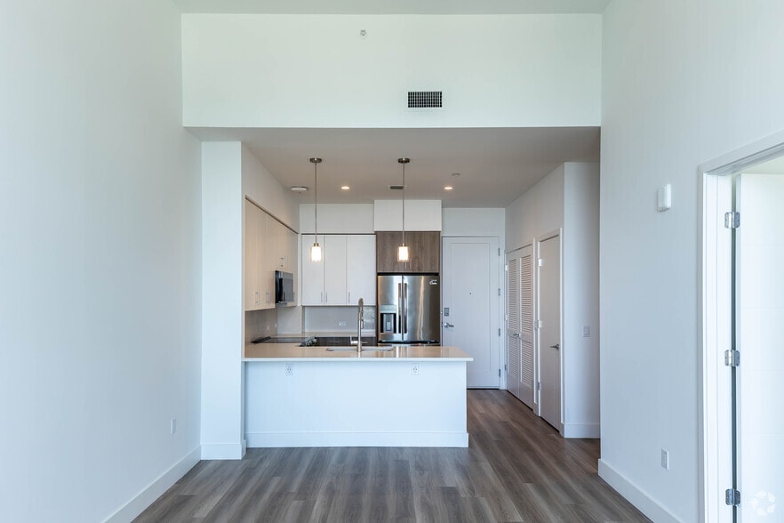 More Photos Of 345 Banyan Blvd, West Palm Beach Apartments For Lease
