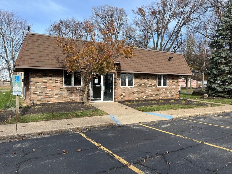 Primary Photo Of 503 Abbe Rd S, Elyria Office For Sale