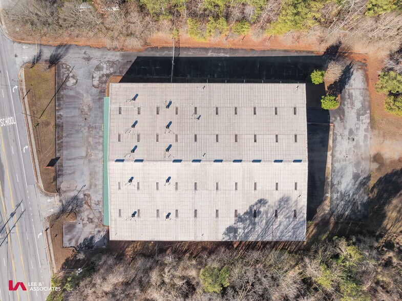 More Photos Of 135 Veterans Memorial Pky, Mableton Warehouse For Lease