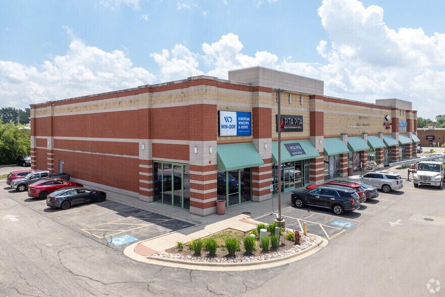 More Photos Of 1427-1485 Lee St, Des Plaines Unknown For Lease