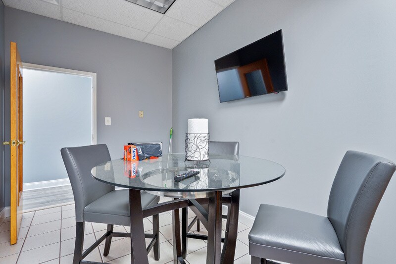 More Photos Of 4437 Brookfield Corporate Dr, Chantilly Medical For Sale