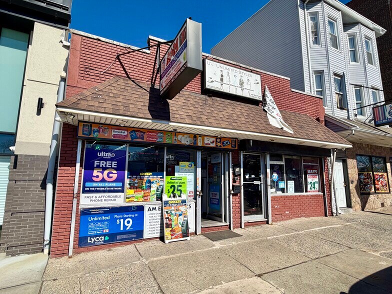 More Photos Of 467 Main St, Orange General Retail For Sale