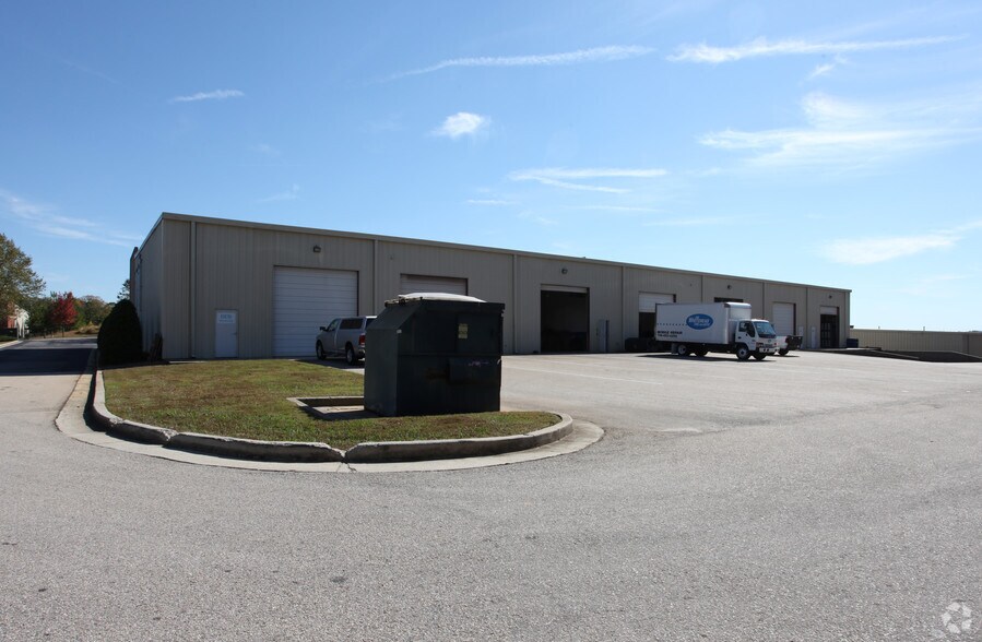 More Photos Of 115 Enterprise Dr, Pendergrass Warehouse For Lease