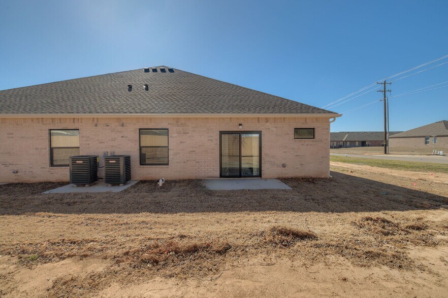 More Photos Of 1010 Lovers Lane ln, Perkins Apartments For Sale