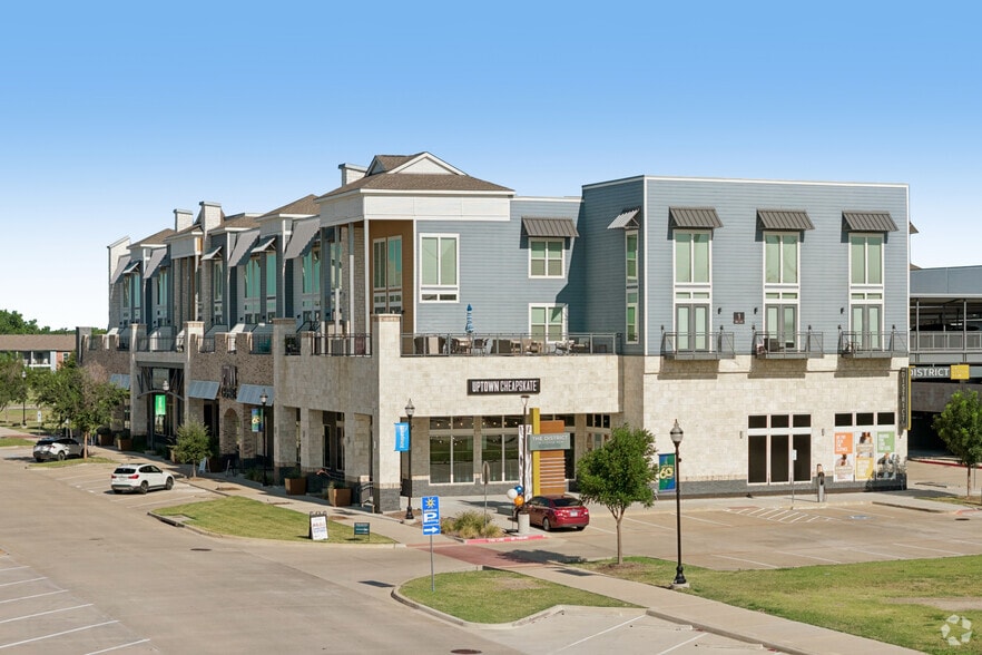 More Photos Of 300 Lakefront Dr, Little Elm Apartments For Lease