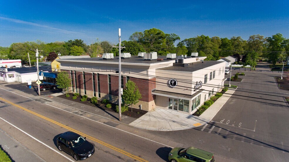 More Photos Of 661 Centre St, Brockton Medical For Sale