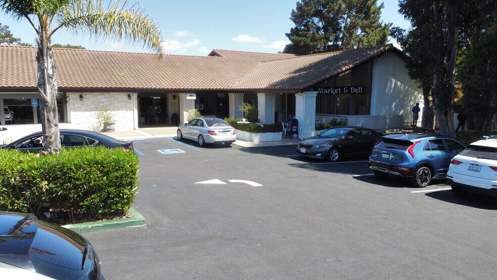 More Photos Of 6435-6437 Caminito Blythefield, La Jolla Office For Lease