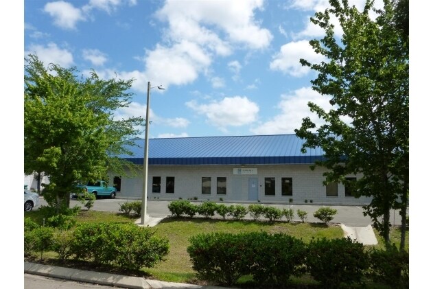 Primary Photo Of 4577 NW 6th St, Gainesville Unknown For Lease