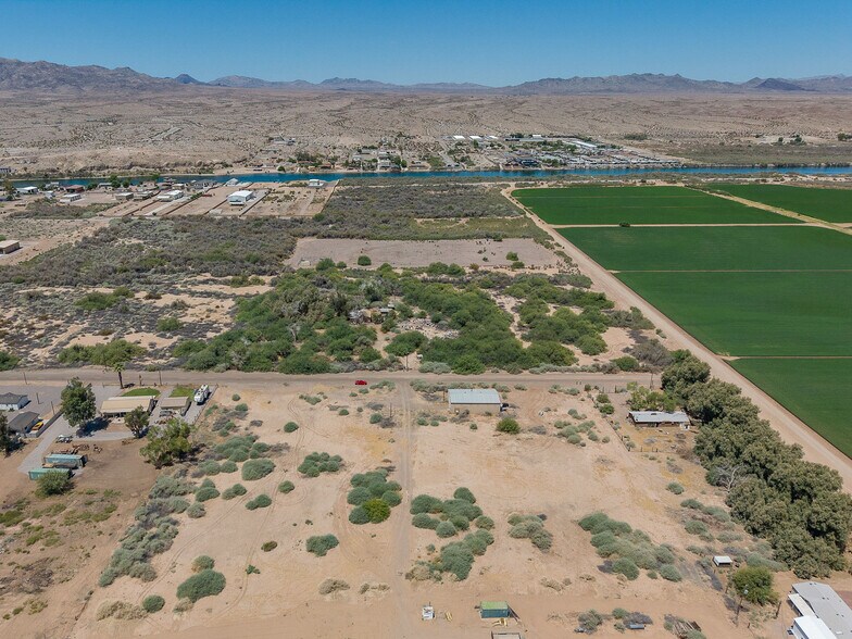 More Photos Of 9512 S Evans Ln, Mohave Valley Warehouse For Sale