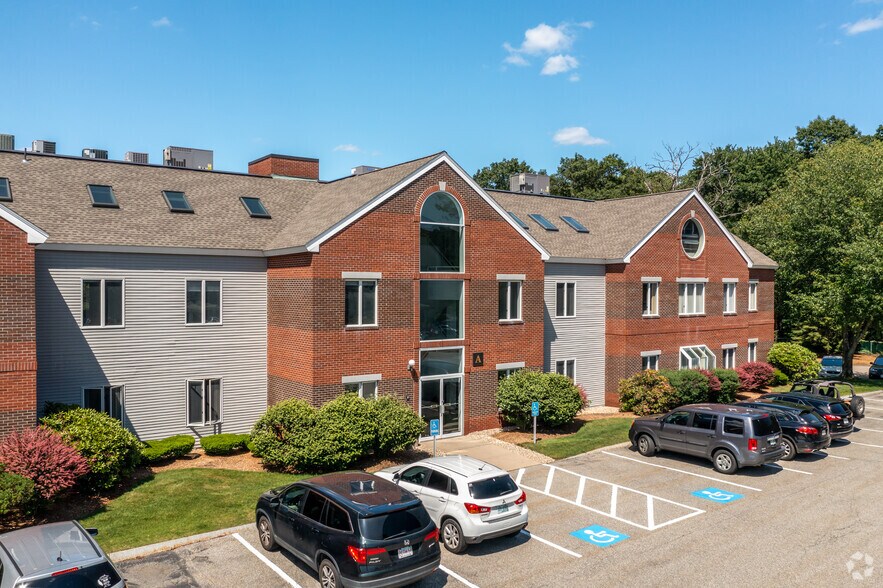 More Photos Of 50 Salem St, Lynnfield Coworking Space