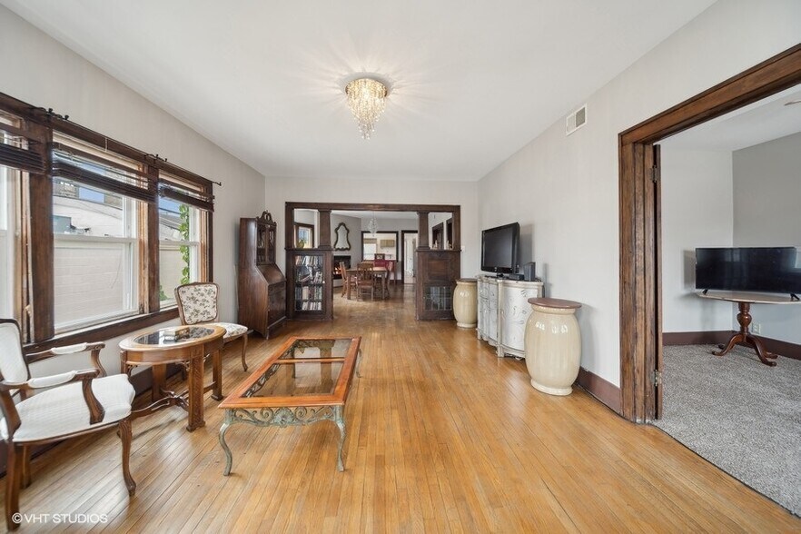 More Photos Of 1407 Franklin St, Michigan City Restaurant For Sale