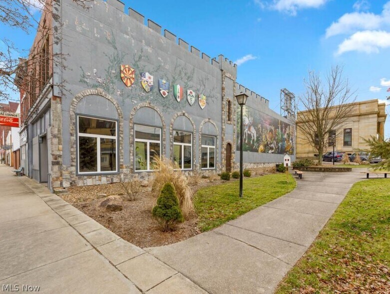 More Photos Of 317 E Main St, Alliance General Retail For Sale