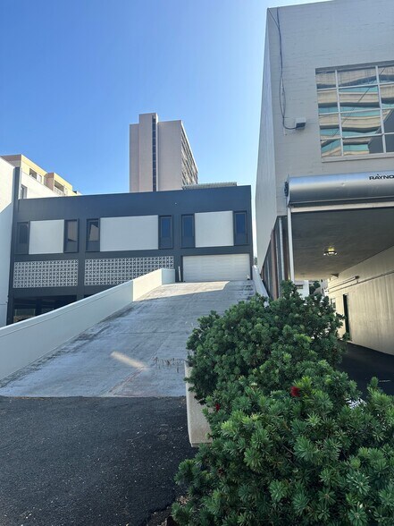 More Photos Of 848 S Beretania St, Honolulu Medical For Lease