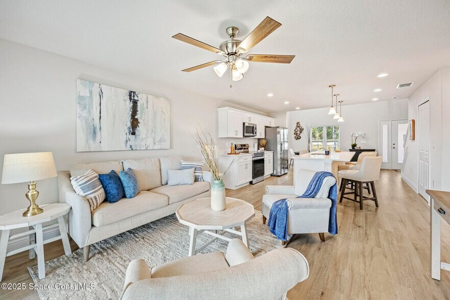 More Photos Of 207 HIDDEN WOODS PL, Melbourne Apartments For Sale