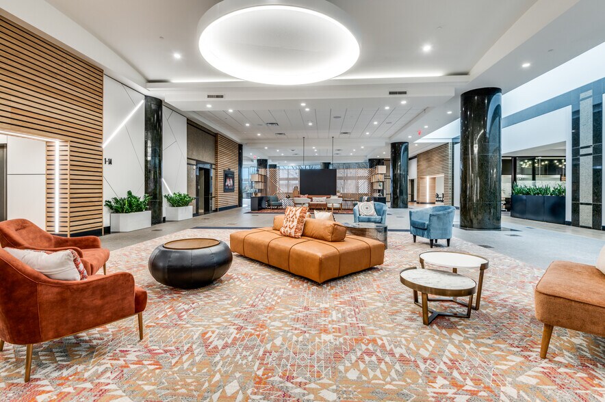 More Photos Of 600 E Las Colinas Blvd, Irving Office For Lease