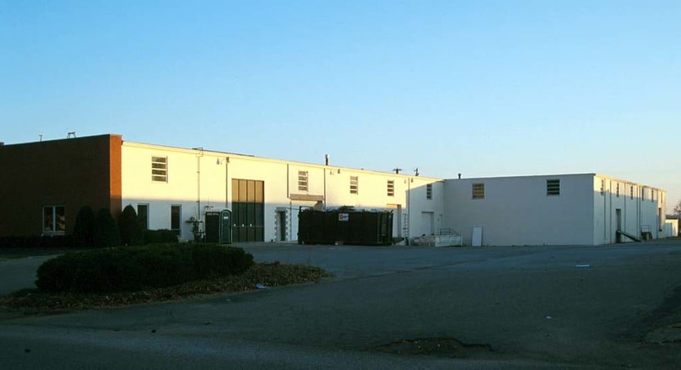 More Photos Of 3555-3565 Scarlet Oak Blvd, Kirkwood Warehouse For Sale