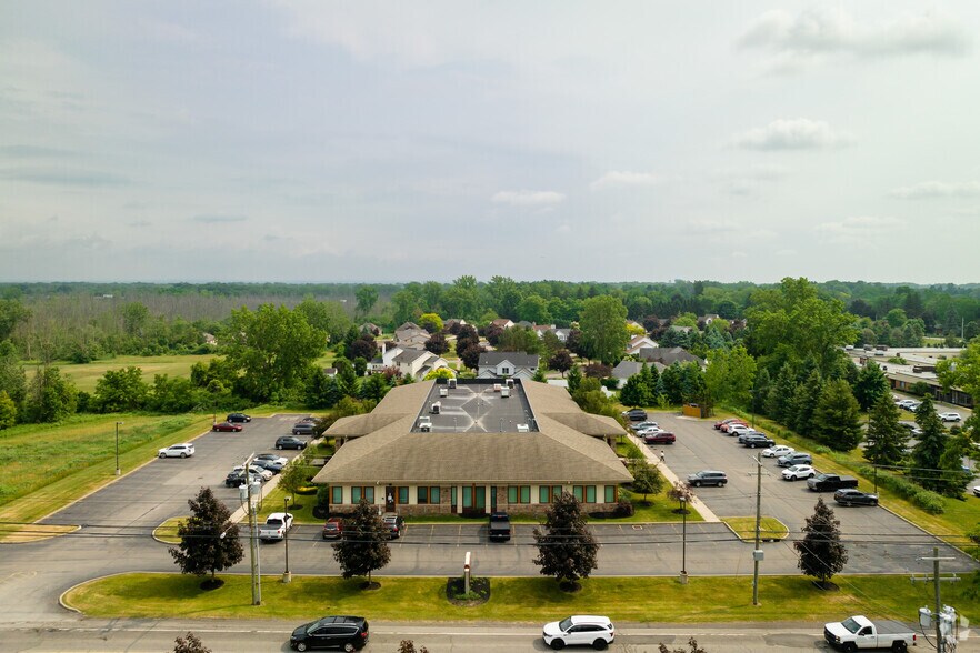 More Photos Of 2733 Wehrle Dr, Buffalo Medical For Lease