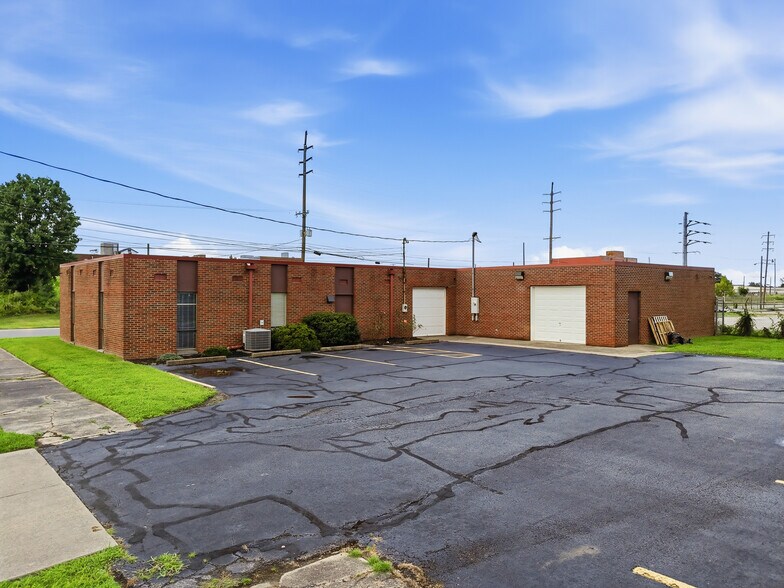More Photos Of 1101 8th Ave, Huntington Research And Development For Sale