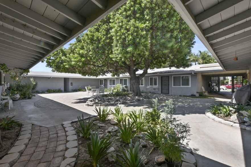 More Photos Of 2228 E Westport Dr, Anaheim Apartments For Sale