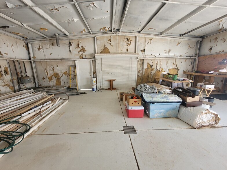 More Photos Of 3171 Tillman St, Pahrump Industrial For Sale
