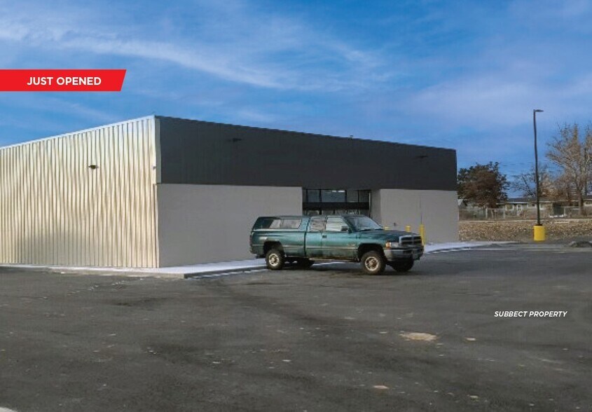 Primary Photo Of 8203 W Westover Blvd, Moses Lake Freestanding For Sale