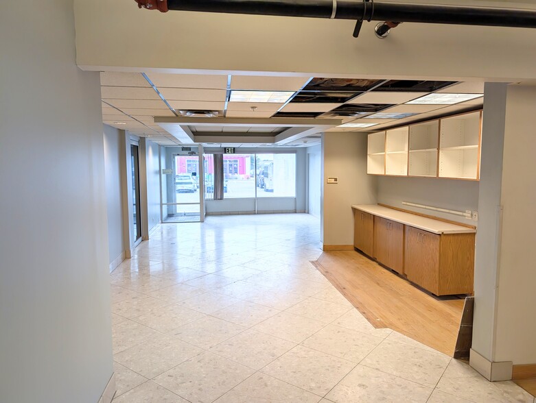 More Photos Of 720-758 S Redwood Rd, Salt Lake City Manufacturing For Lease