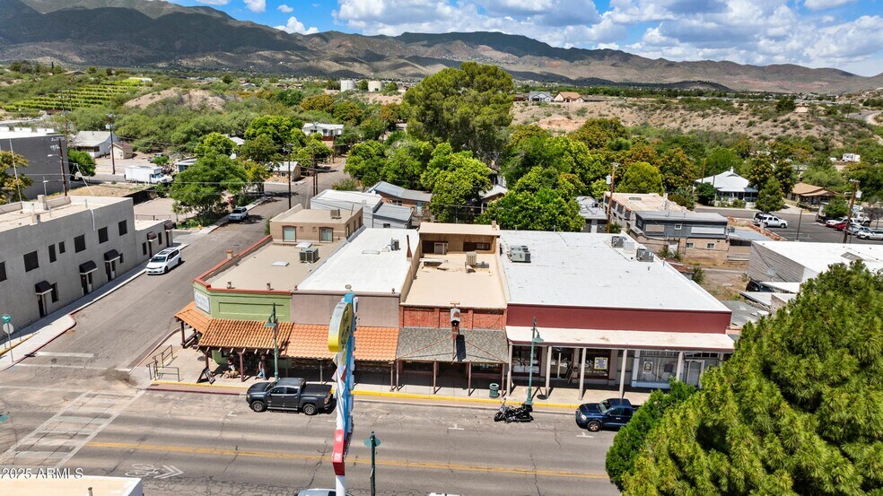 More Photos Of 1008 N Main St, Cottonwood General Retail For Sale