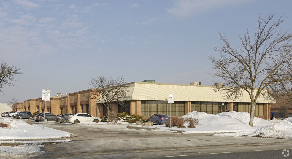 More Photos Of 5730 Coopers Ave, Mississauga Warehouse For Lease